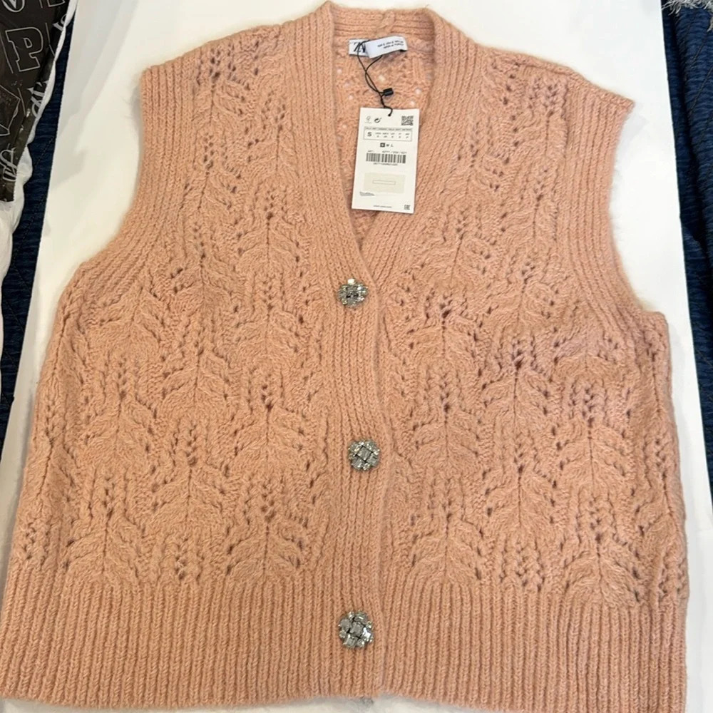 NWT Zara Crochet Knit Sweater Vest Size Small Pink/peach Jewel Buttons